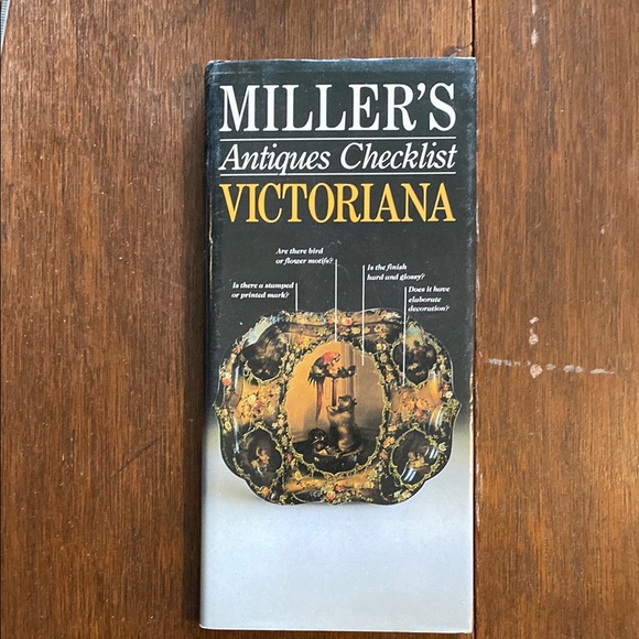 Viking Studio Books Other - Antiques Checklist Victoriana Book